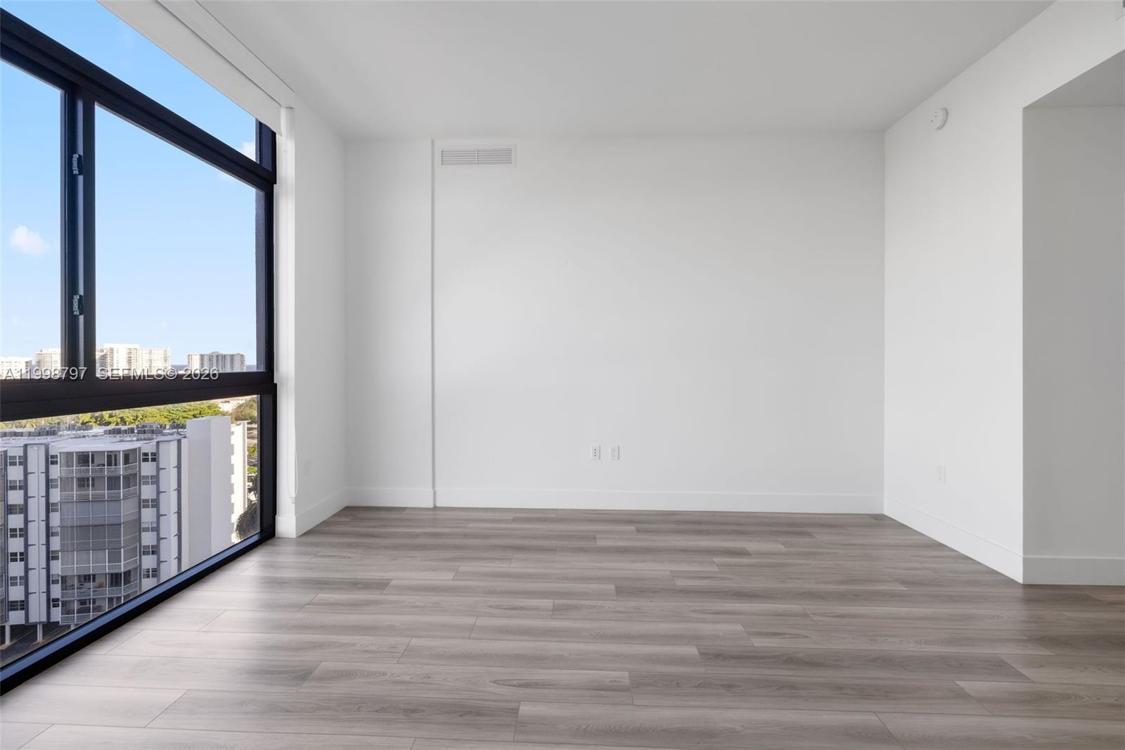 101 Diplomat Pkwy #1002 Hallandale Beach, FL 33009