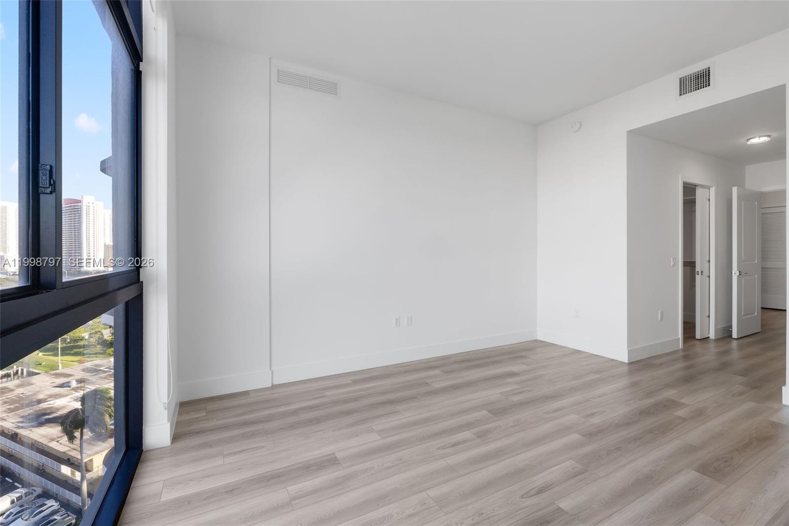 101 Diplomat Pkwy #1002 Hallandale Beach, FL 33009