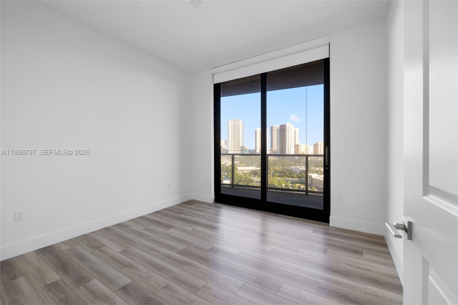 101 Diplomat Pkwy #1002 Hallandale Beach, FL 33009