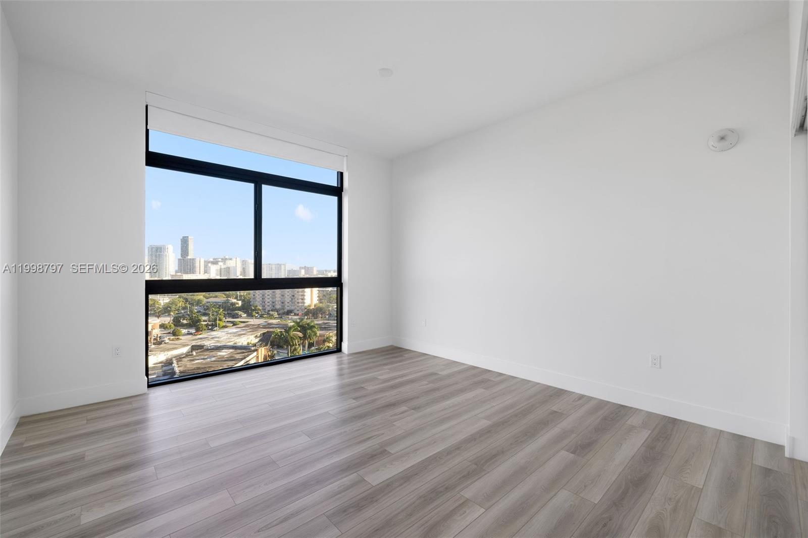 101 Diplomat Pkwy #1002 Hallandale Beach, FL 33009