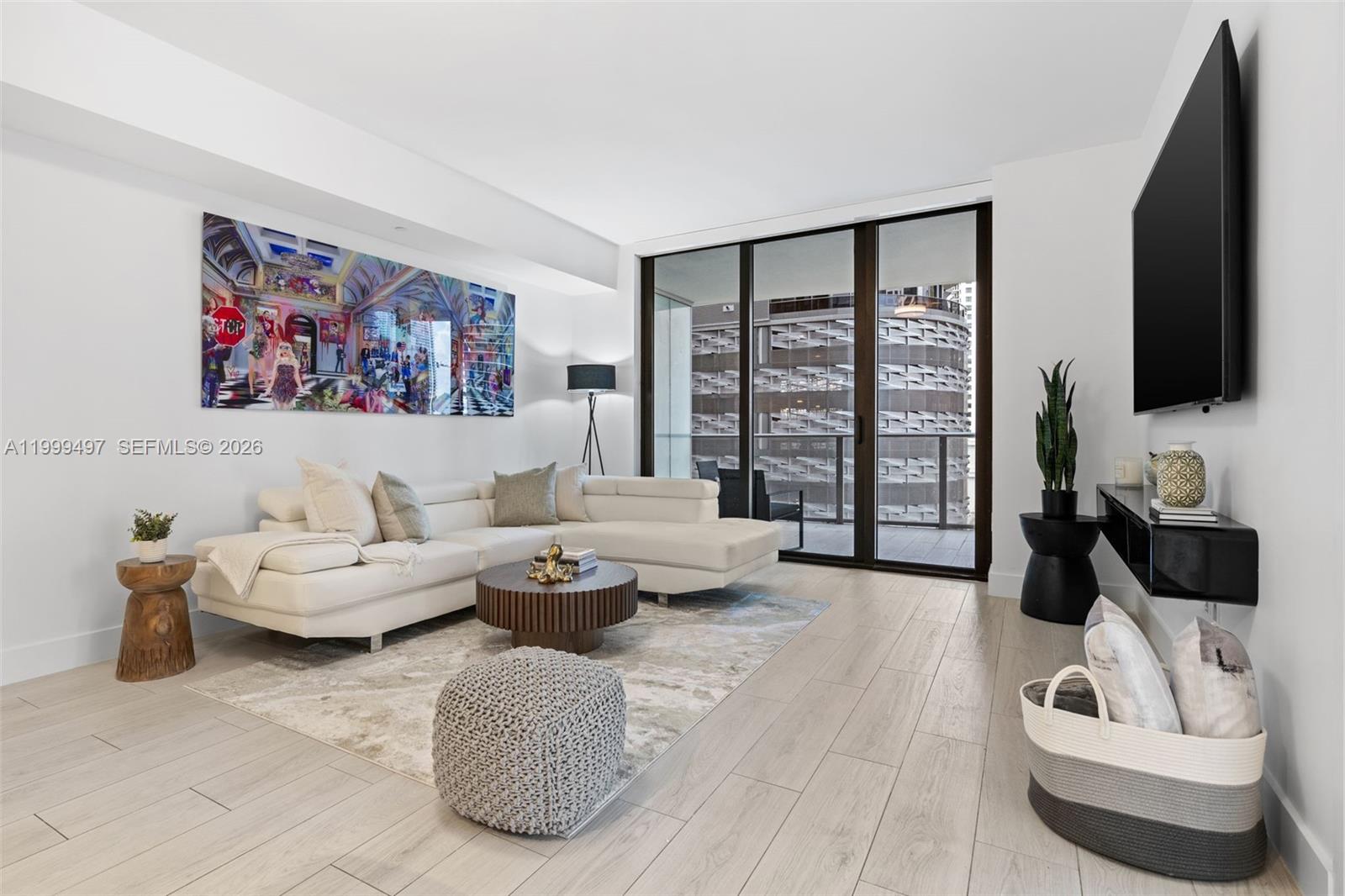 image 1010 Brickell19