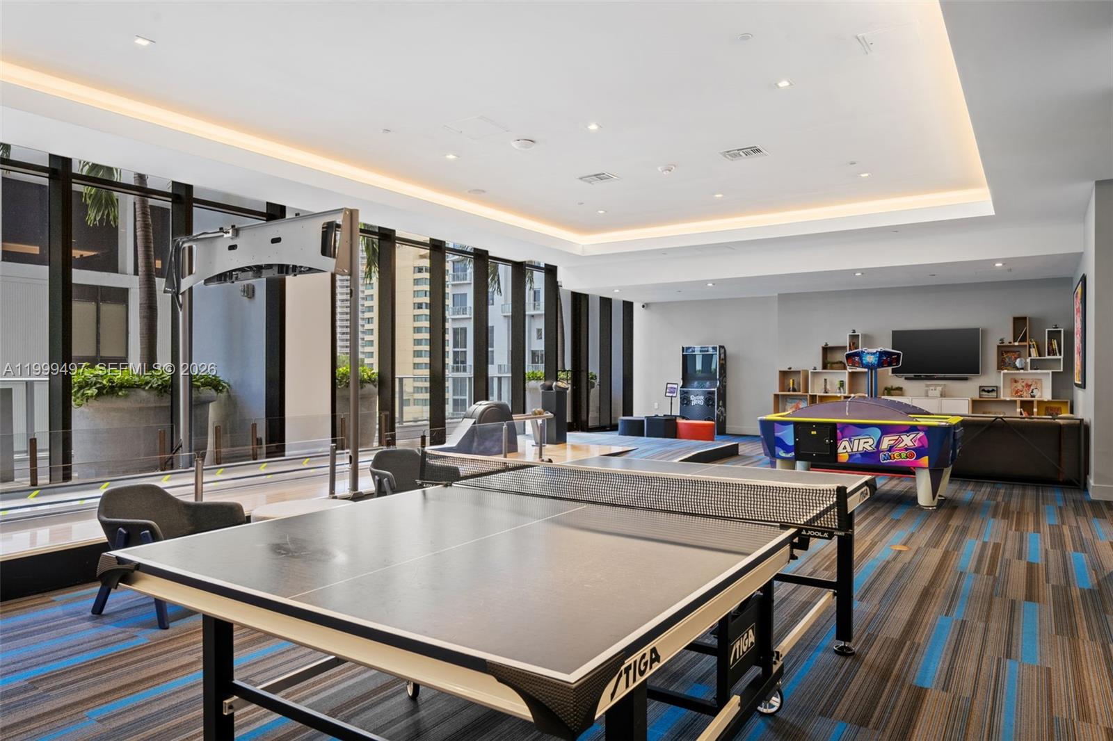 image 1010 Brickell37
