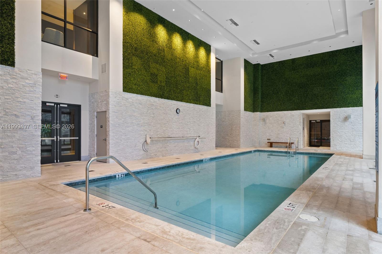 image 1010 Brickell40