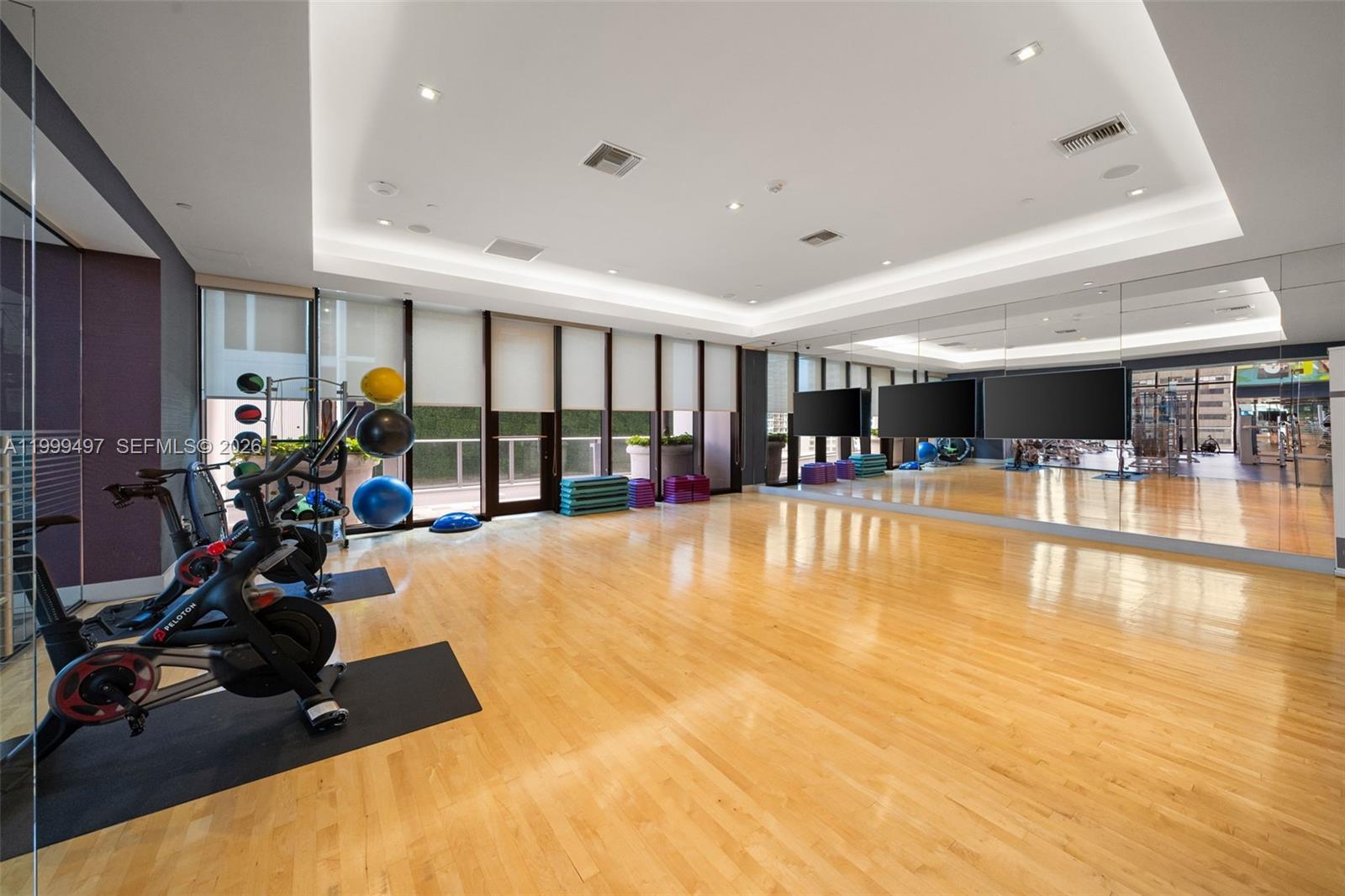 image 1010 Brickell51