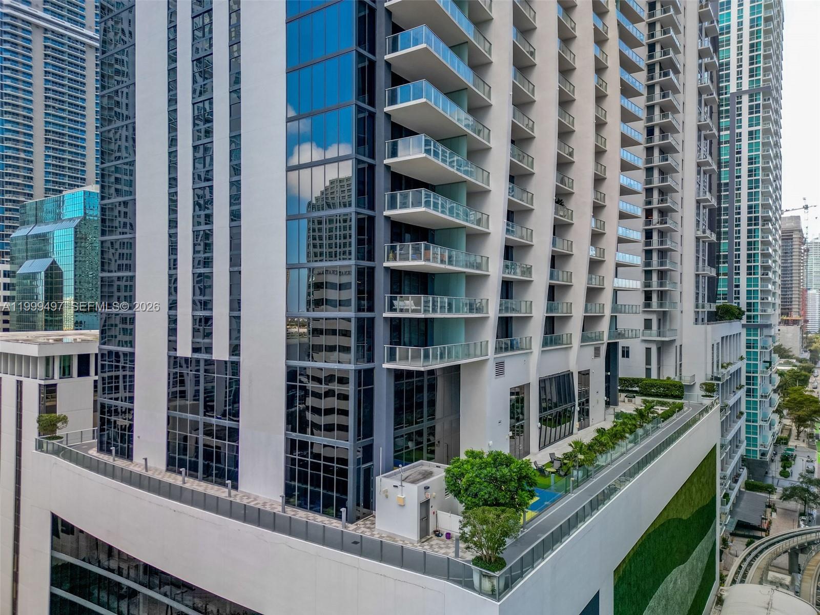 image 1010 Brickell59