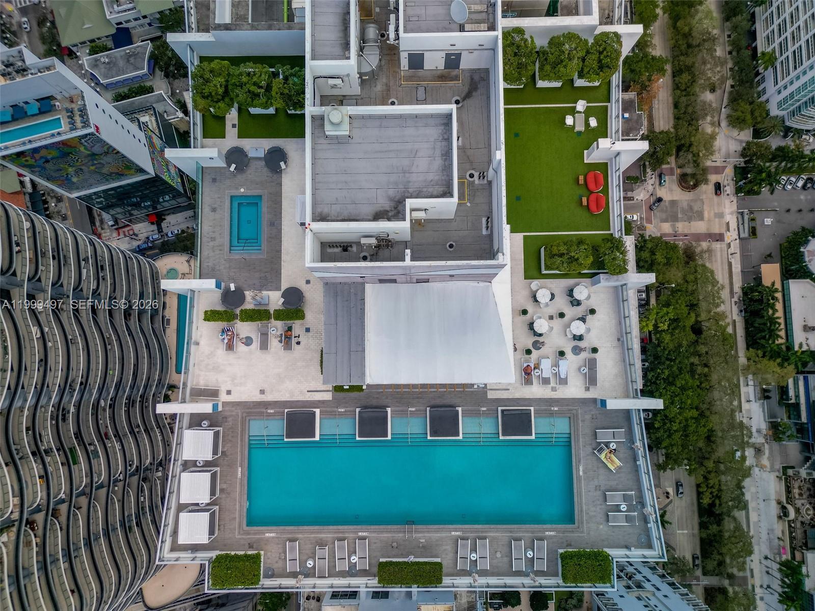 image 1010 Brickell70