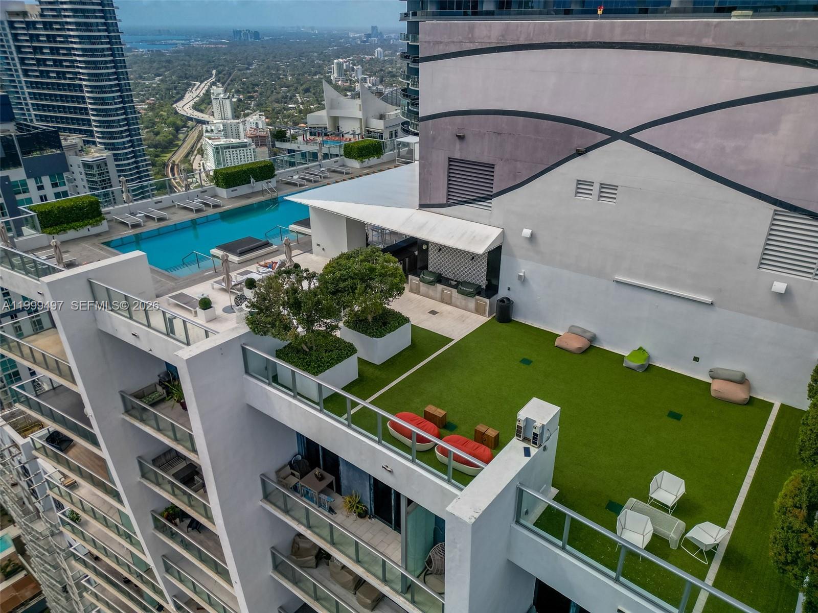 image 1010 Brickell72