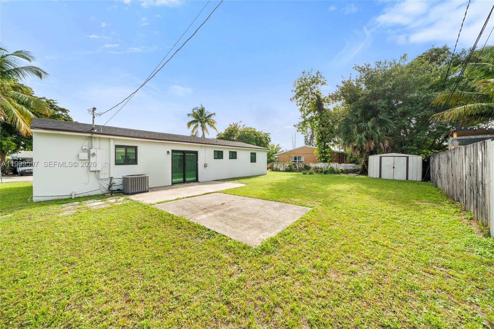 2401 SW 45th Ave Fort Lauderdale, FL 33317