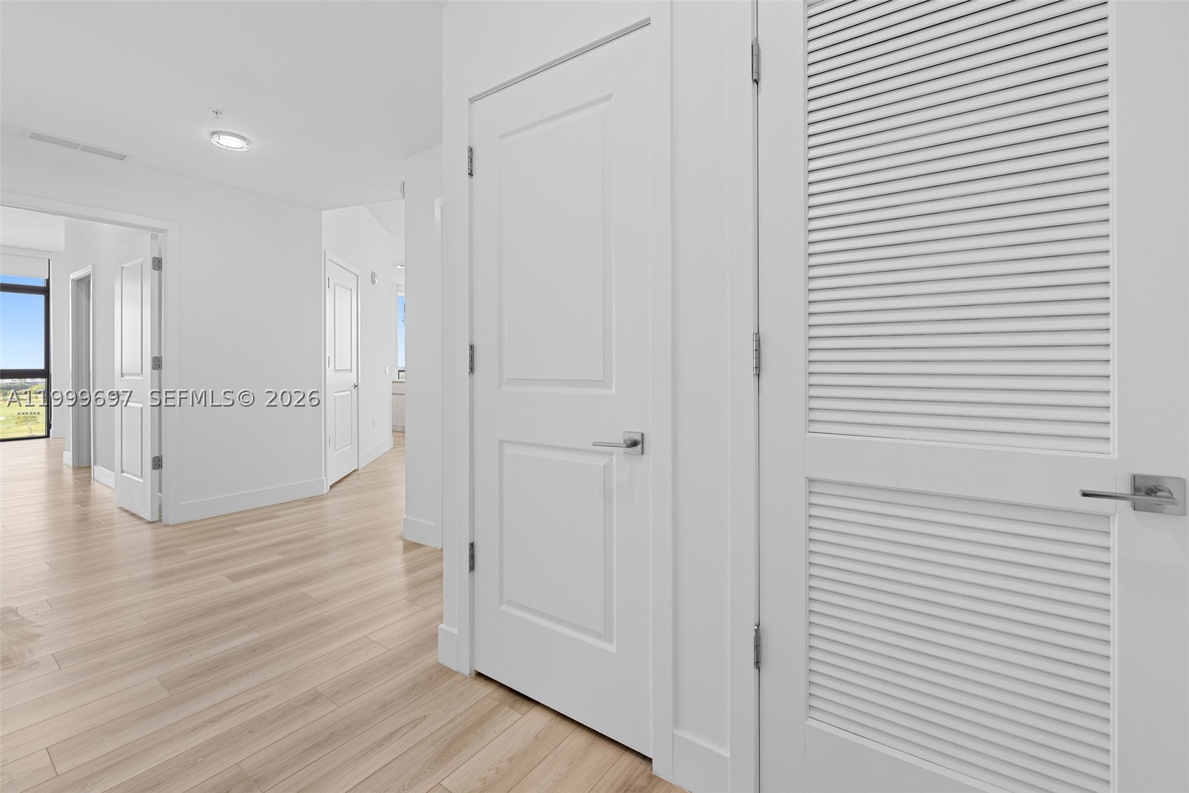 101 Diplomat Pkwy #2401 Hallandale Beach, FL 33009