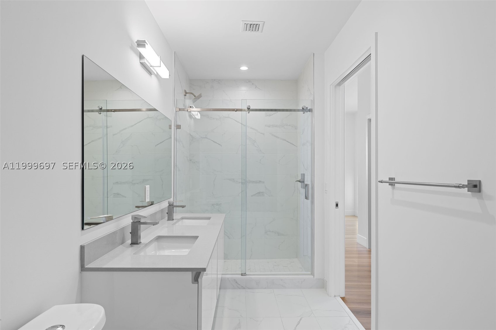 101 Diplomat Pkwy #2401 Hallandale Beach, FL 33009
