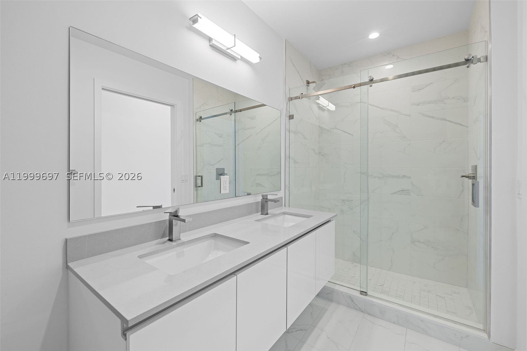 101 Diplomat Pkwy #2401 Hallandale Beach, FL 33009