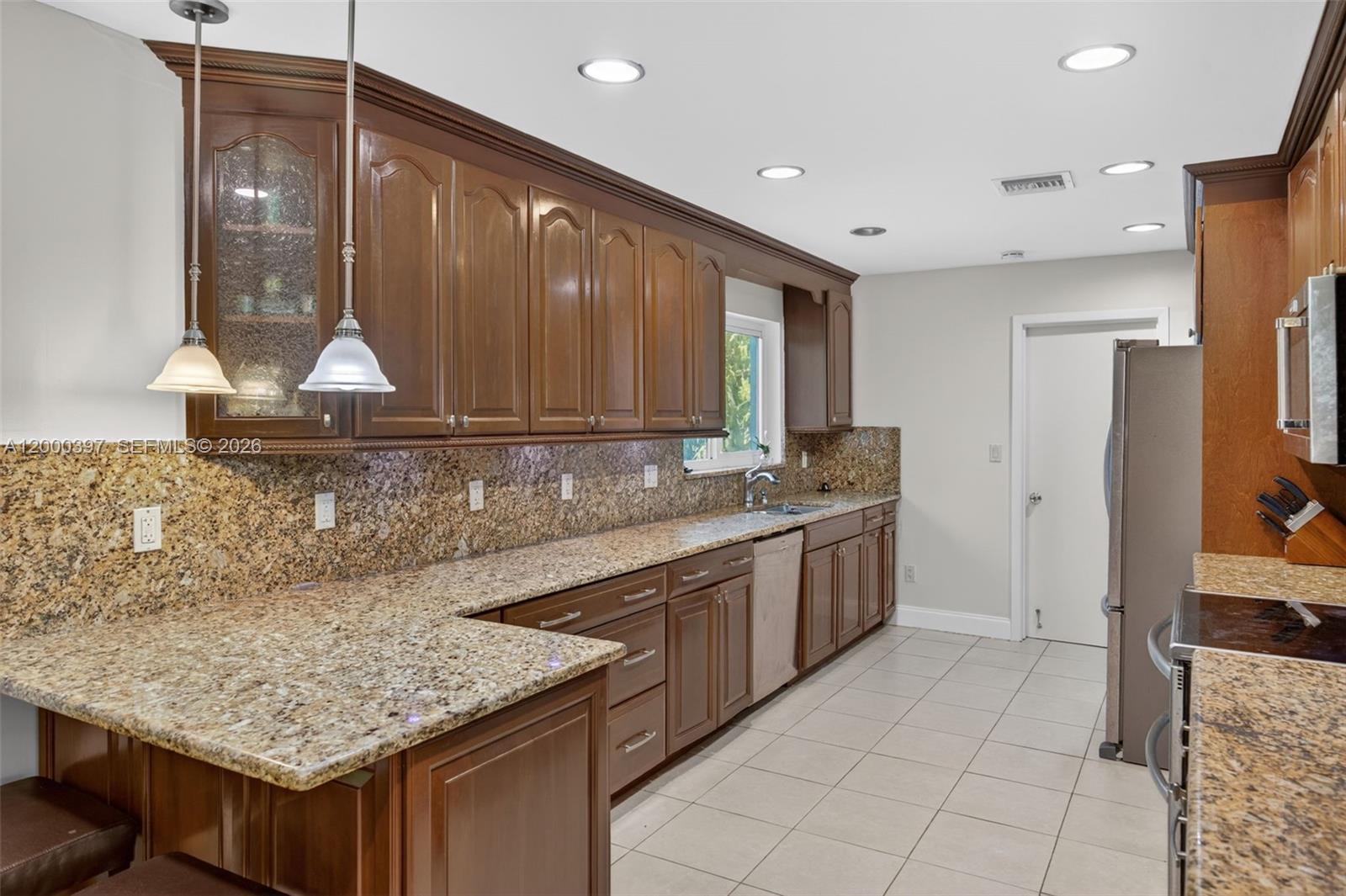 7690 SW 128th St Pinecrest, FL 33156