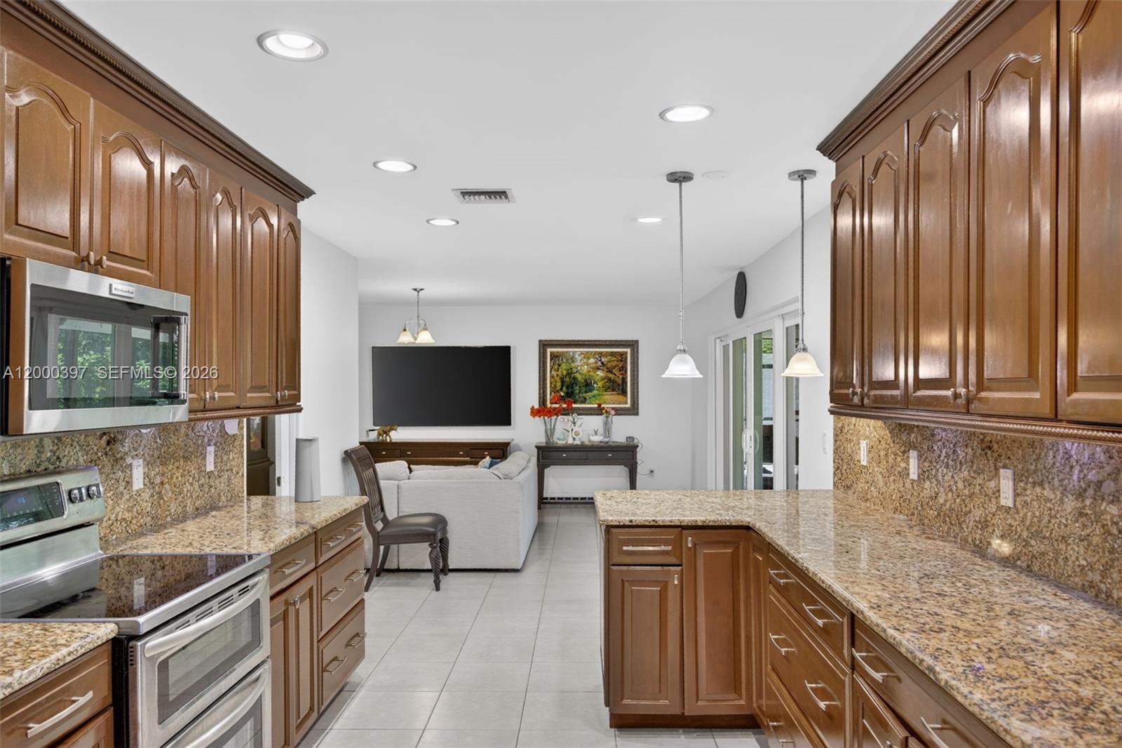 7690 SW 128th St Pinecrest, FL 33156