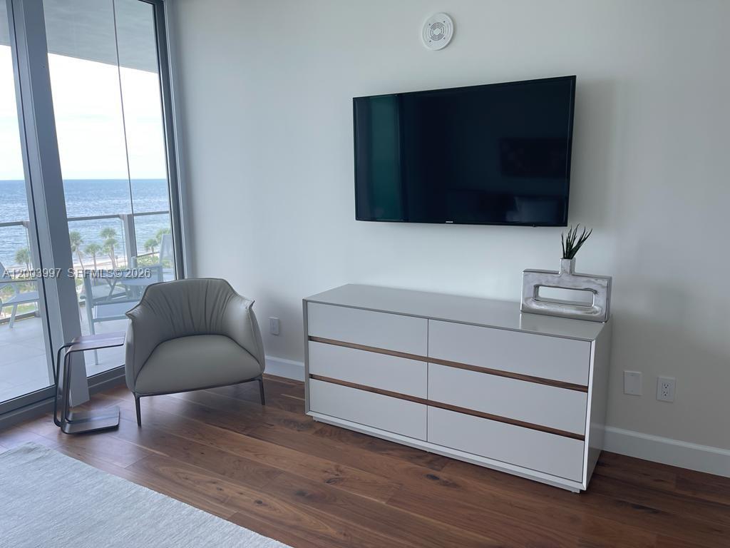 360 Ocean Dr #604S Key Biscayne, FL 33149