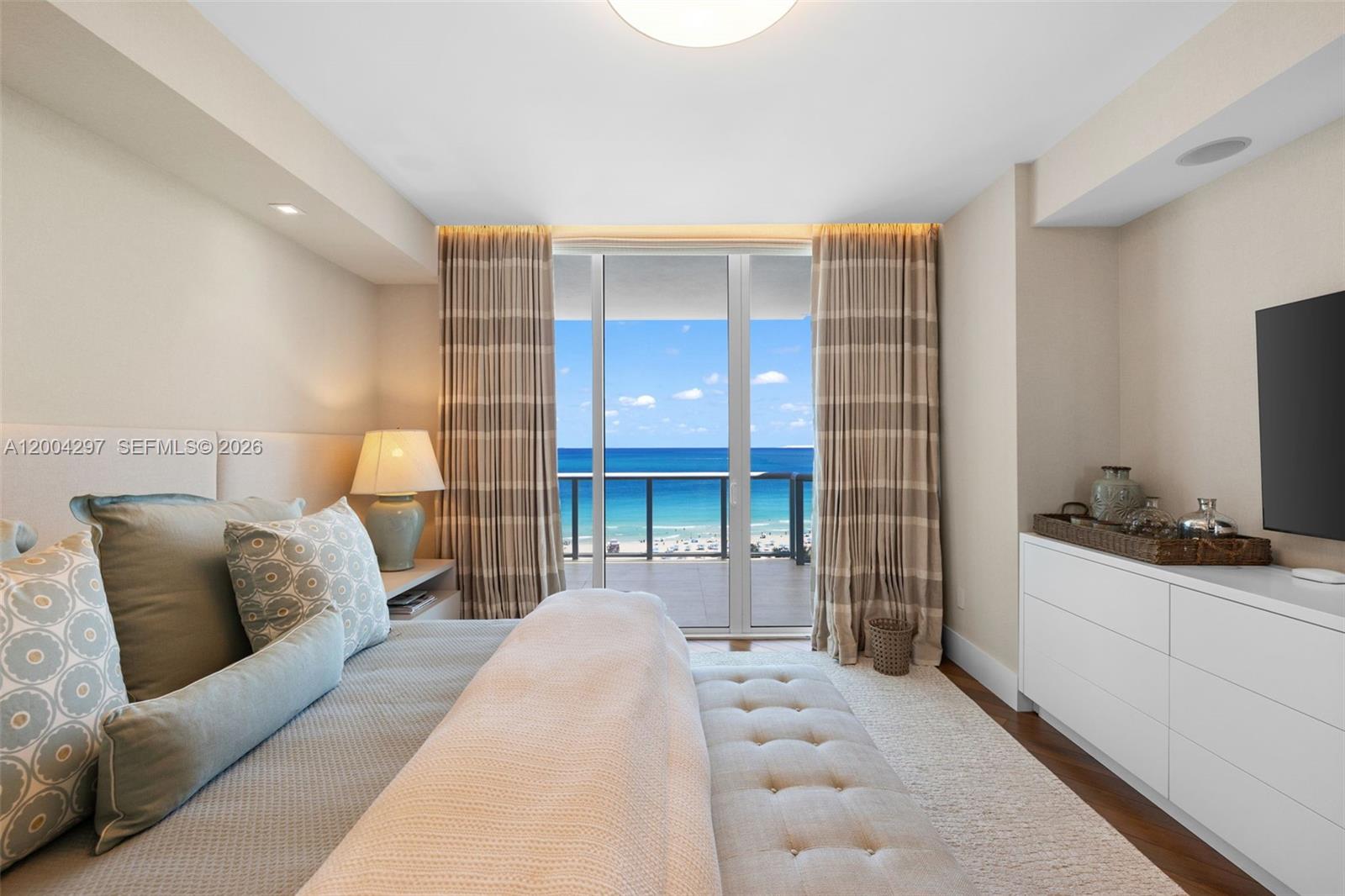 50 S Pointe Dr #1502/03 Miami Beach, FL 33139