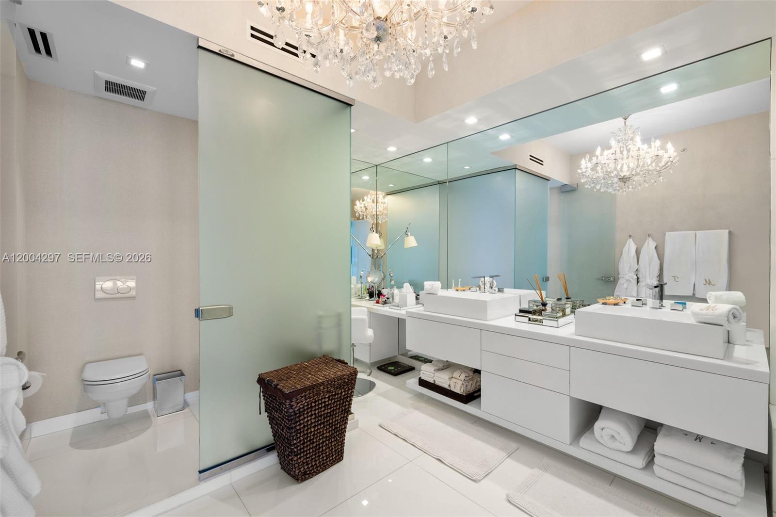 50 S Pointe Dr #1502/03 Miami Beach, FL 33139