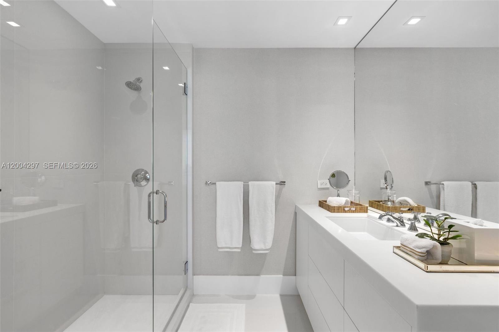 50 S Pointe Dr #1502/03 Miami Beach, FL 33139