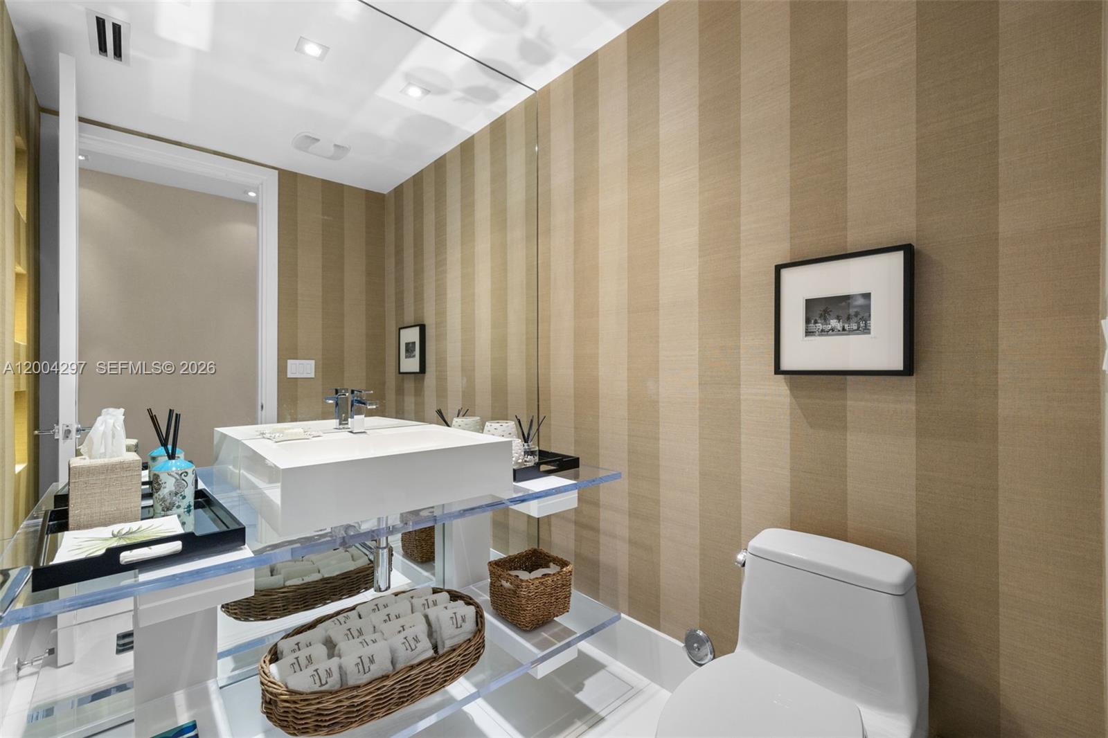 50 S Pointe Dr #1502/03 Miami Beach, FL 33139