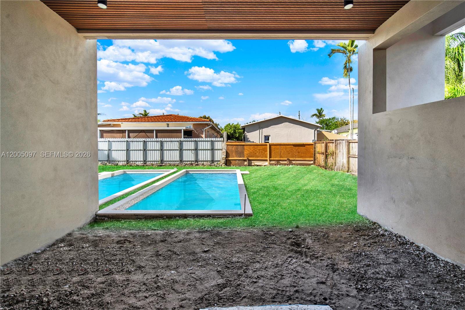 1501 SW 21st St Miami, FL 33145