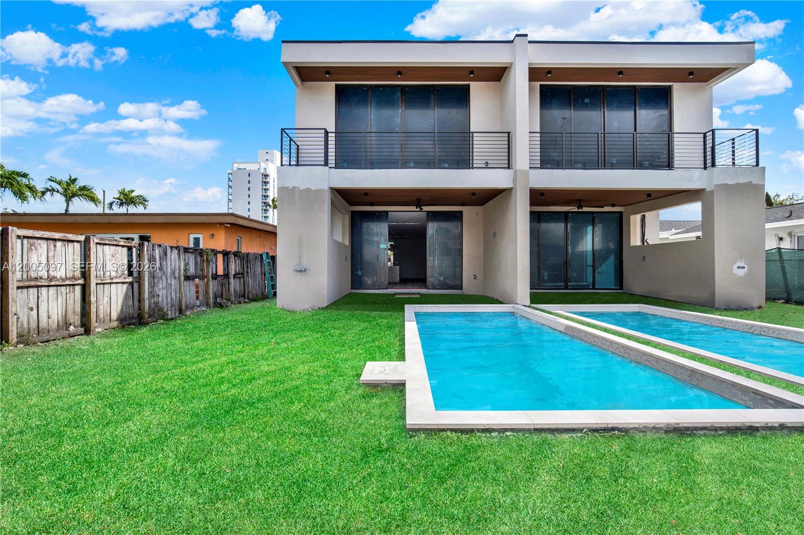 1501 SW 21st St Miami, FL 33145