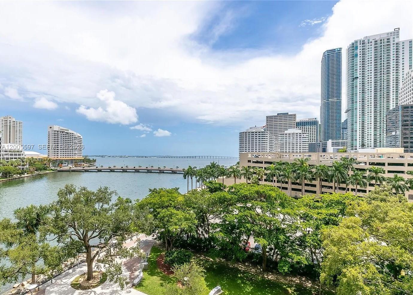 495 Brickell Ave #703 Miami, FL 33131