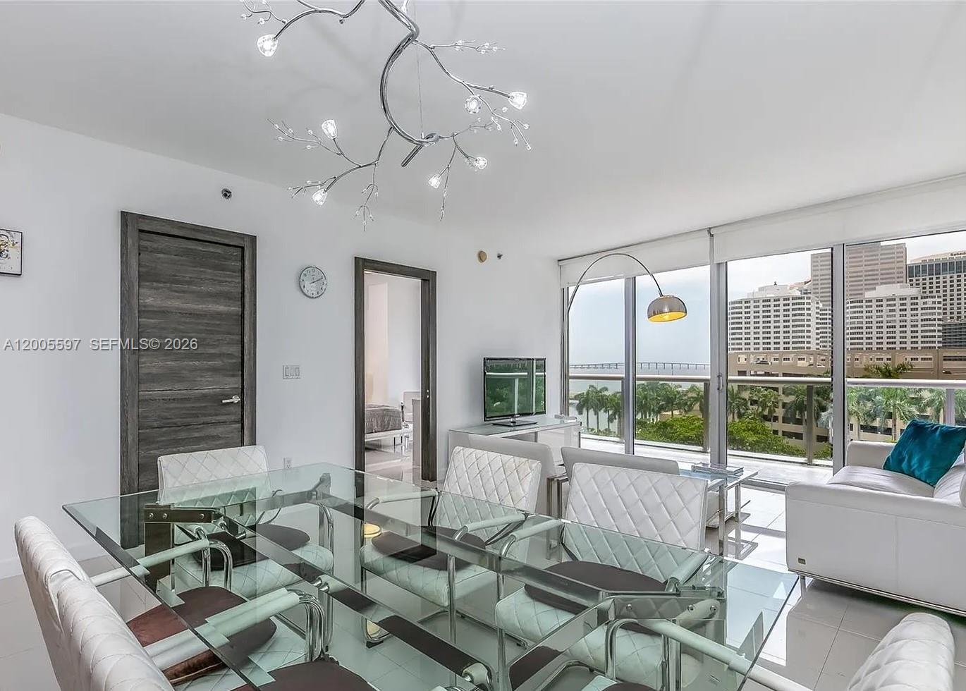 495 Brickell Ave #703 Miami, FL 33131