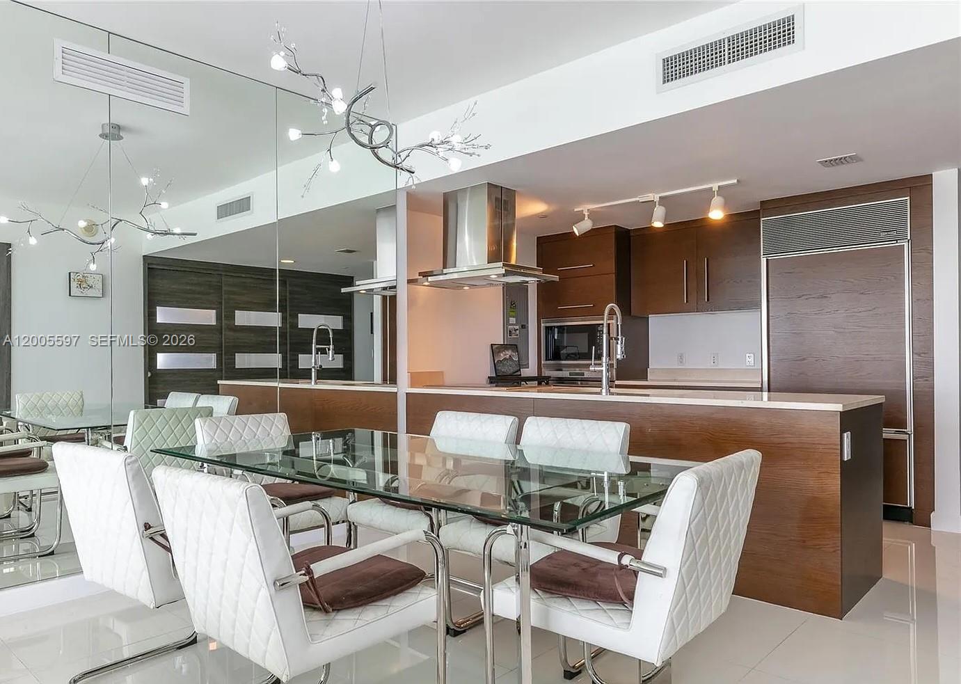 495 Brickell Ave #703 Miami, FL 33131