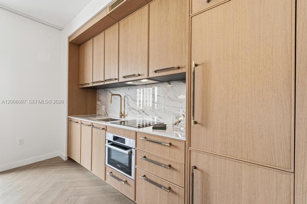 2700 NW 2nd #238 Miami, FL 33127