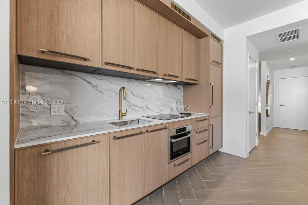 2700 NW 2nd #238 Miami, FL 33127