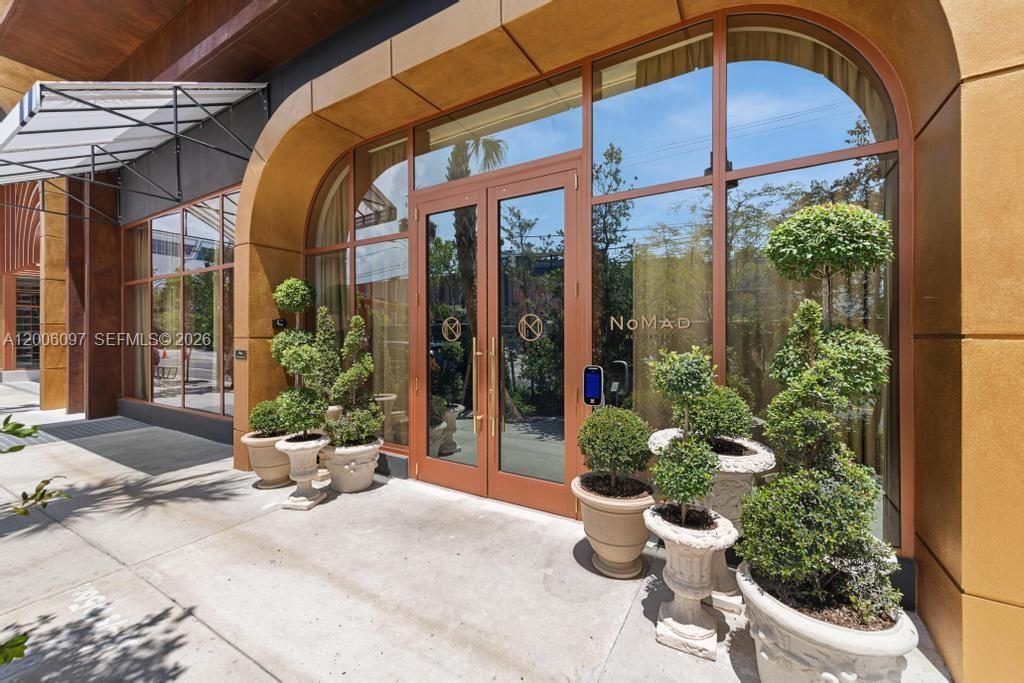 2700 NW 2nd #238 Miami, FL 33127