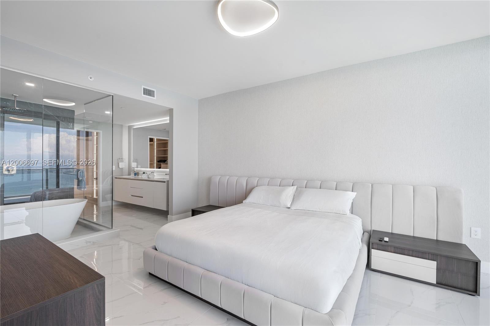 700 NE 24th St #5407 Miami, FL 33137