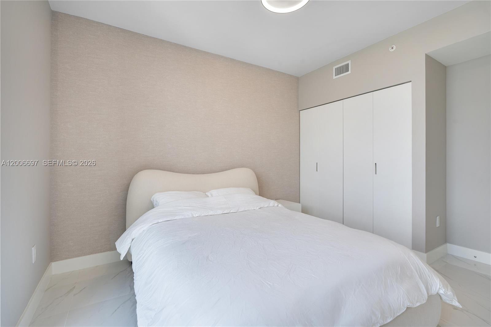 700 NE 24th St #5407 Miami, FL 33137