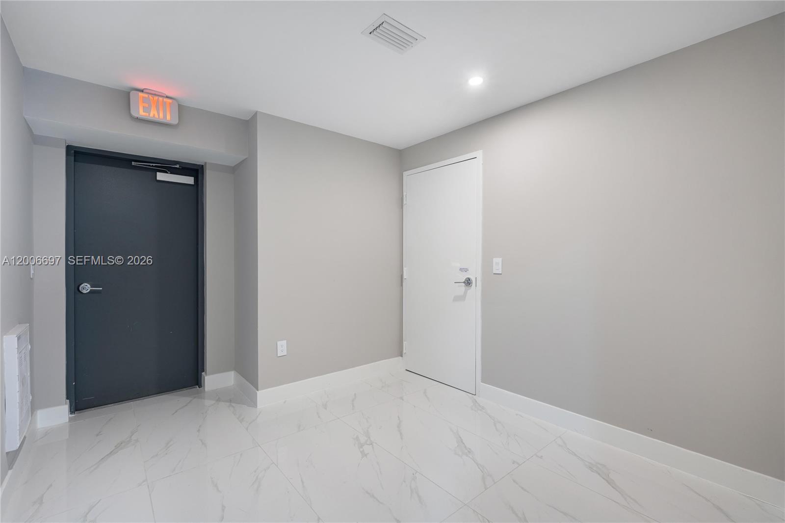 700 NE 24th St #5407 Miami, FL 33137