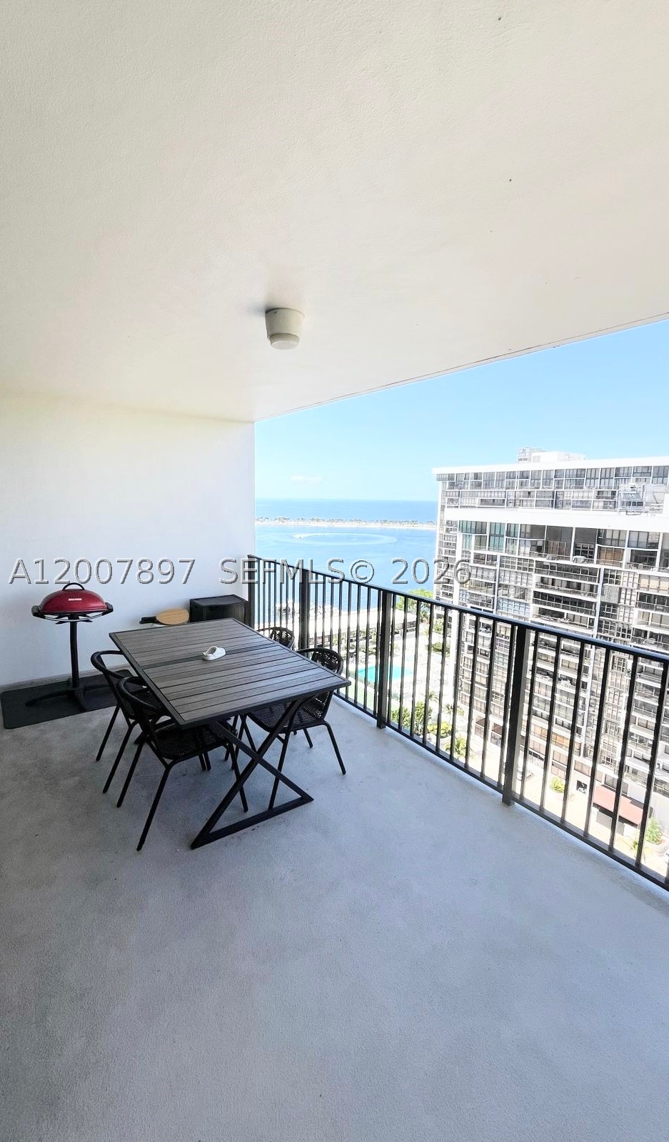image Brickell Place II13