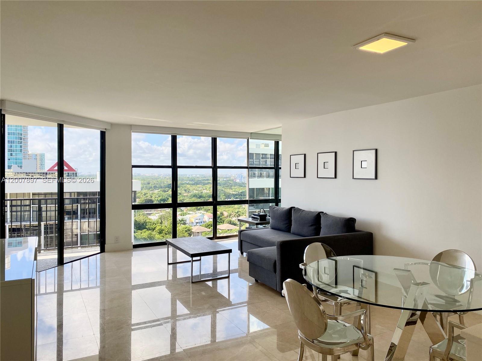 image Brickell Place II1
