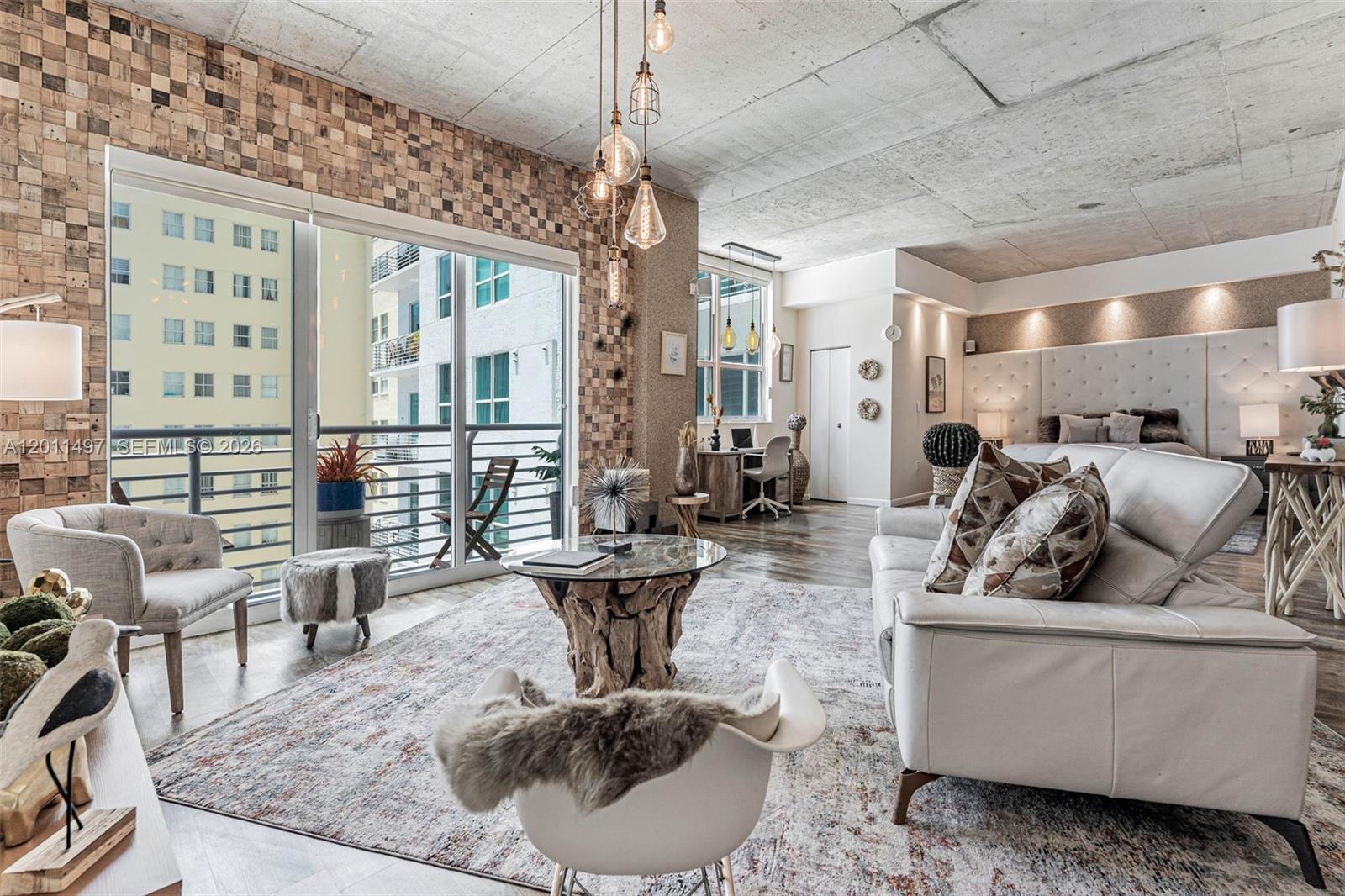 image The Loft 214
