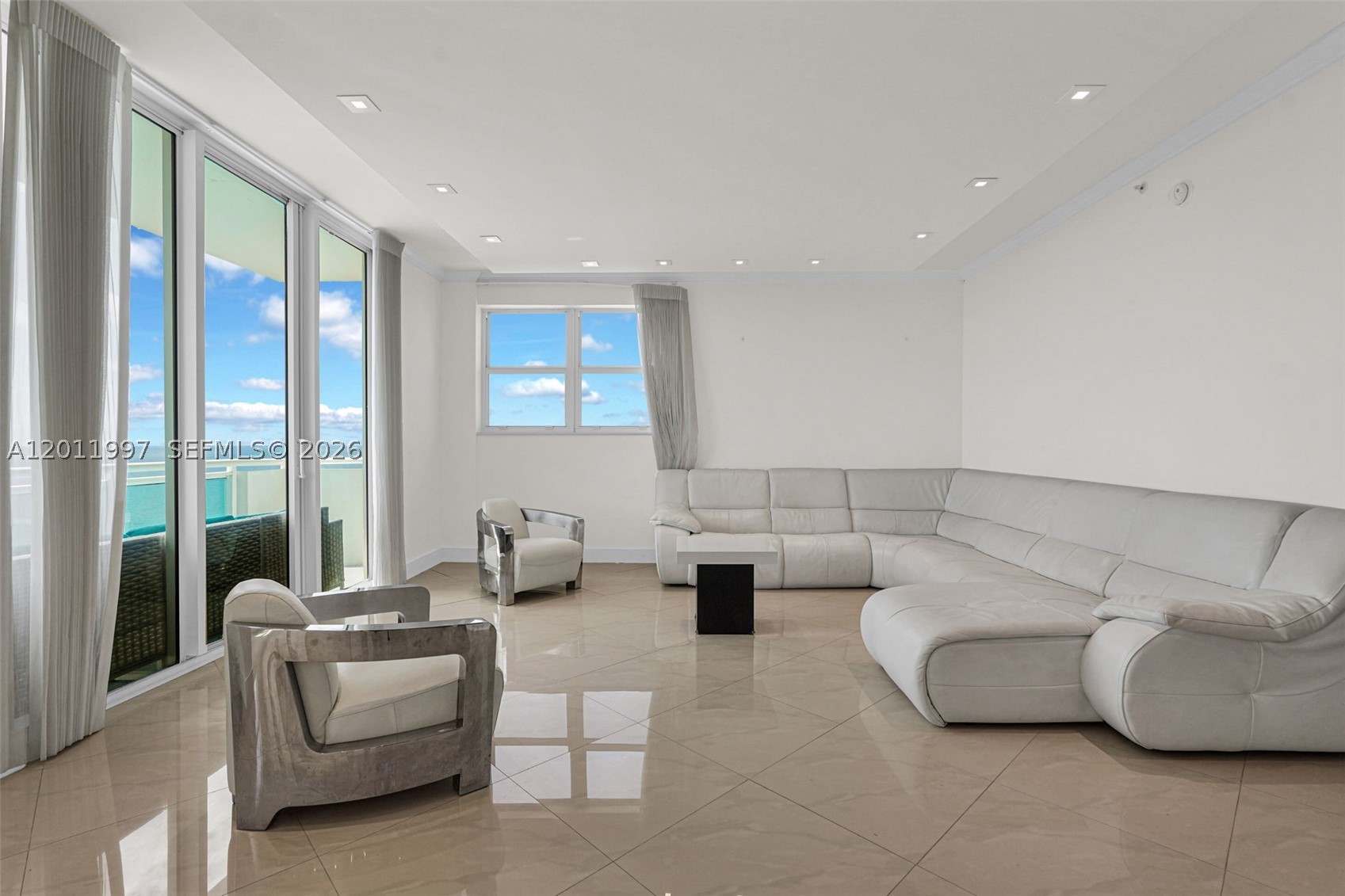 3001 S Ocean Dr #1611 Hollywood, FL 33019