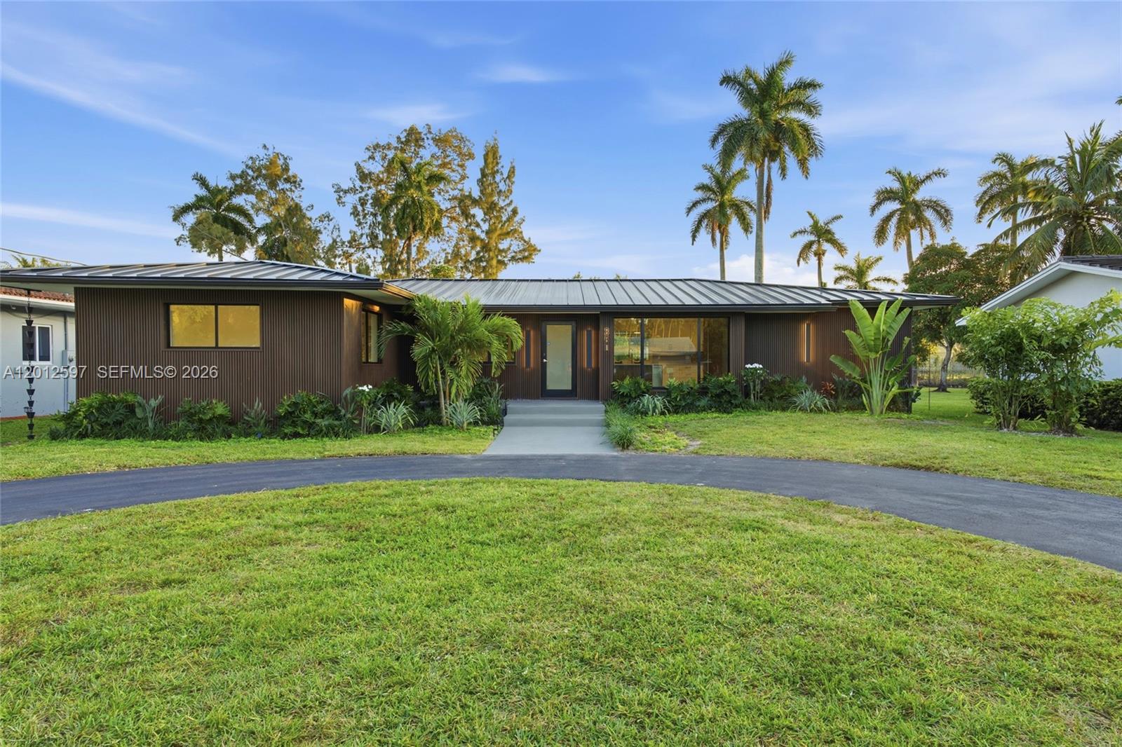 360 NW 87th St El Portal, FL 33150