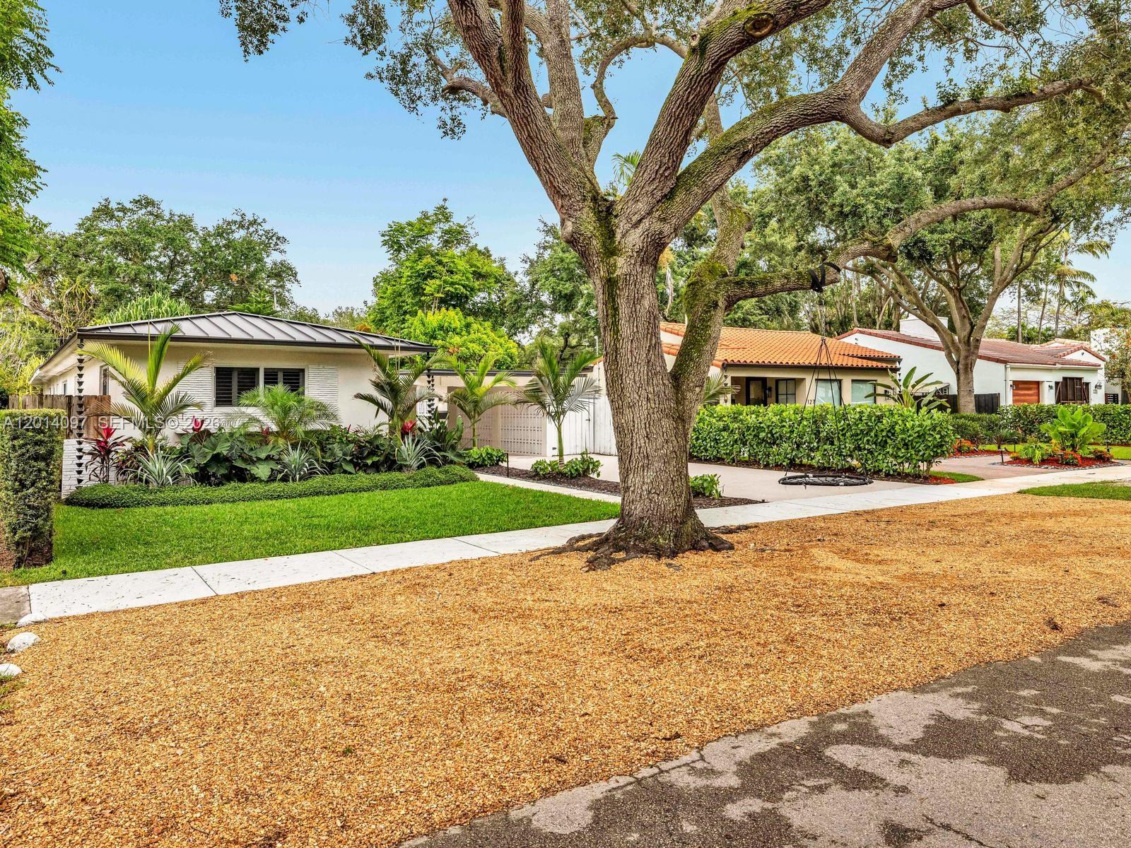 115 NE 88th St El Portal, FL 33138