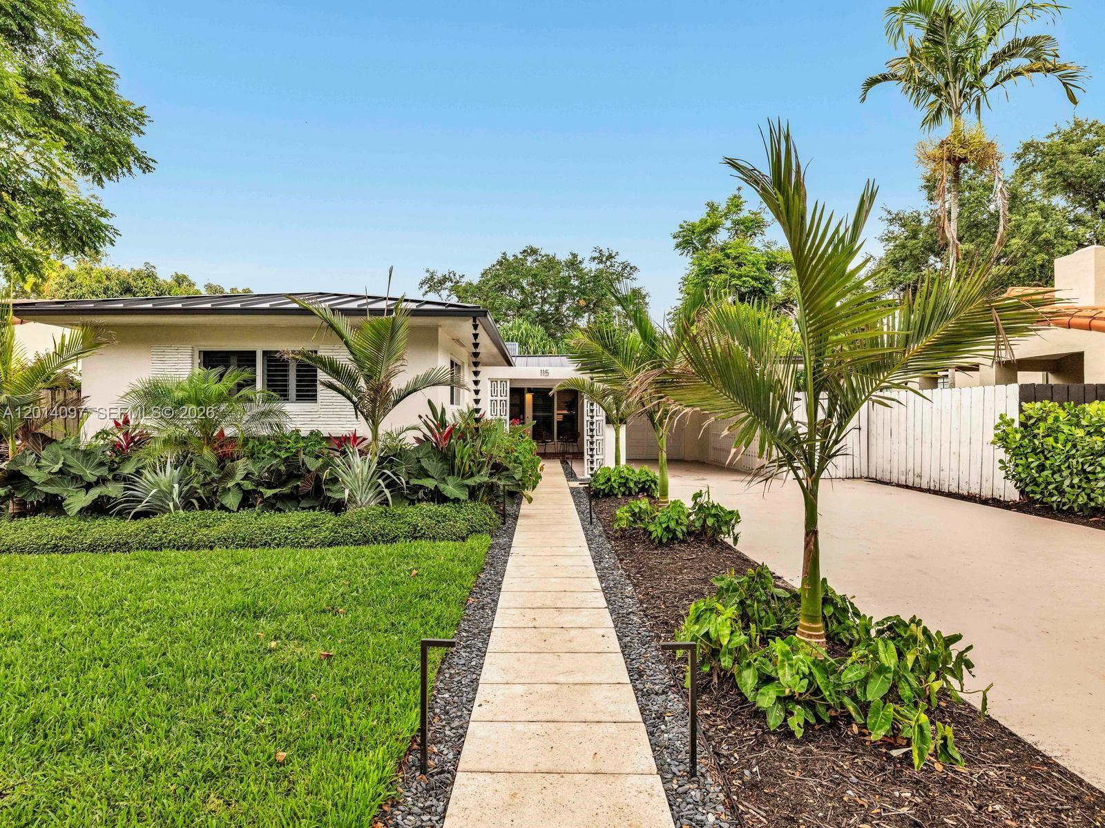 115 NE 88th St El Portal, FL 33138