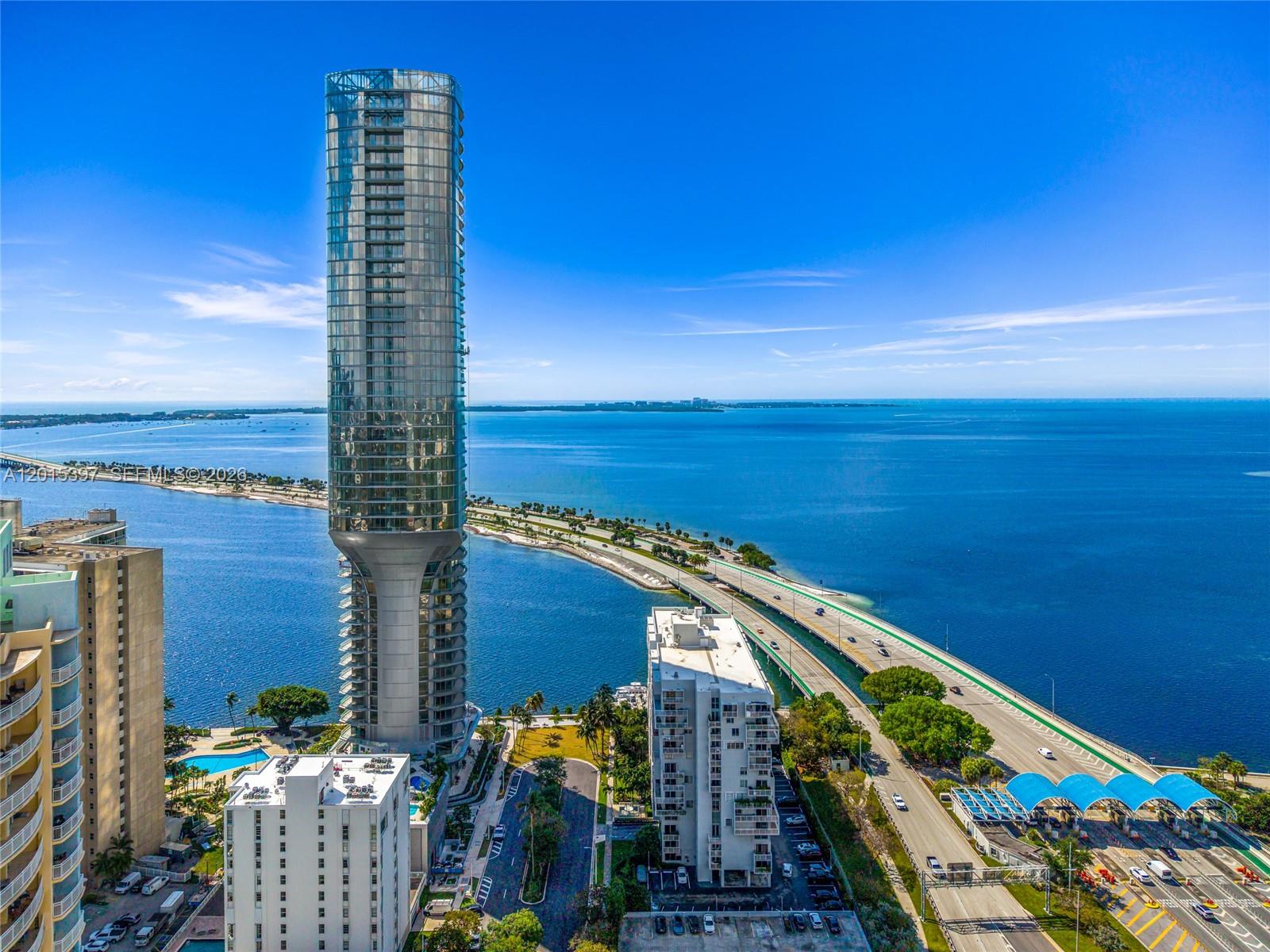 175 SE 25th Rd #1203 Miami, FL 33129