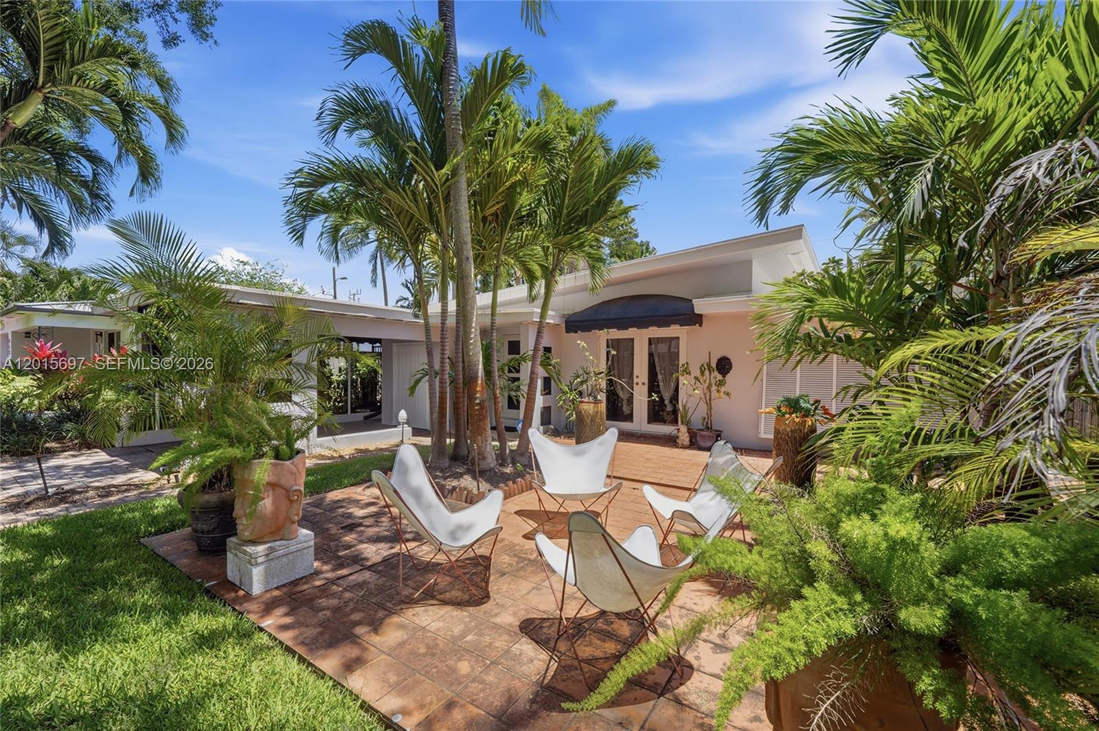 636 NE 17th Ter Fort Lauderdale, FL 33304