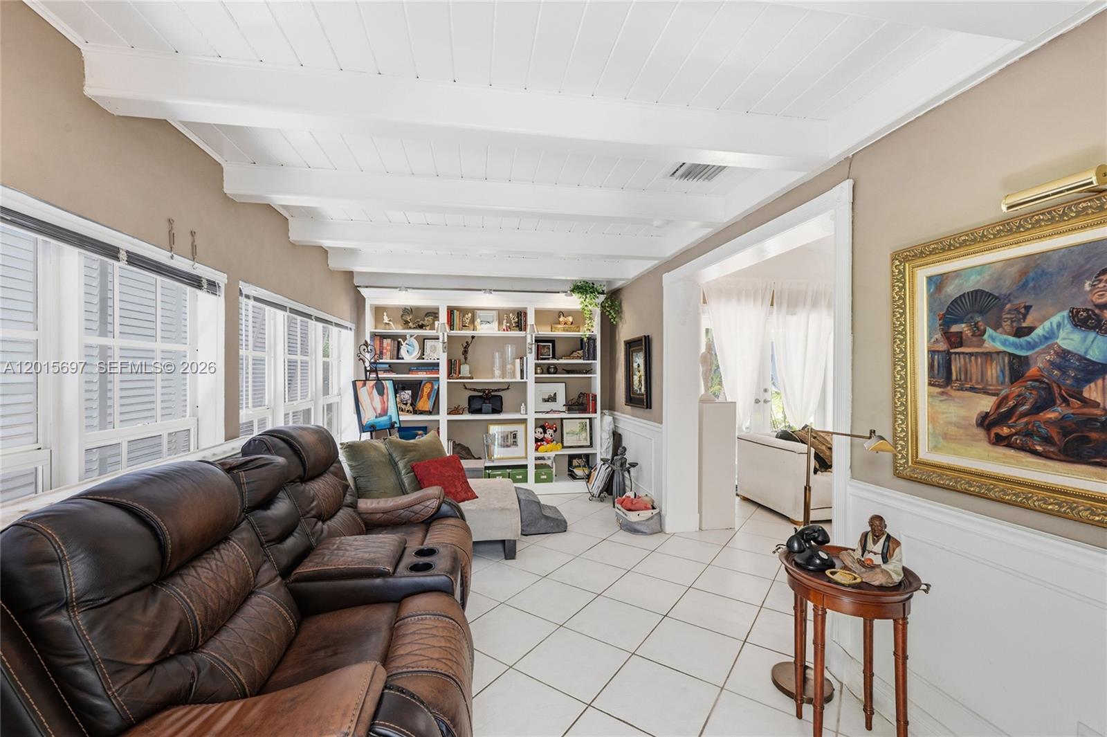 636 NE 17th Ter Fort Lauderdale, FL 33304