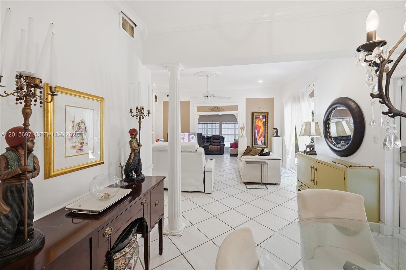 636 NE 17th Ter Fort Lauderdale, FL 33304