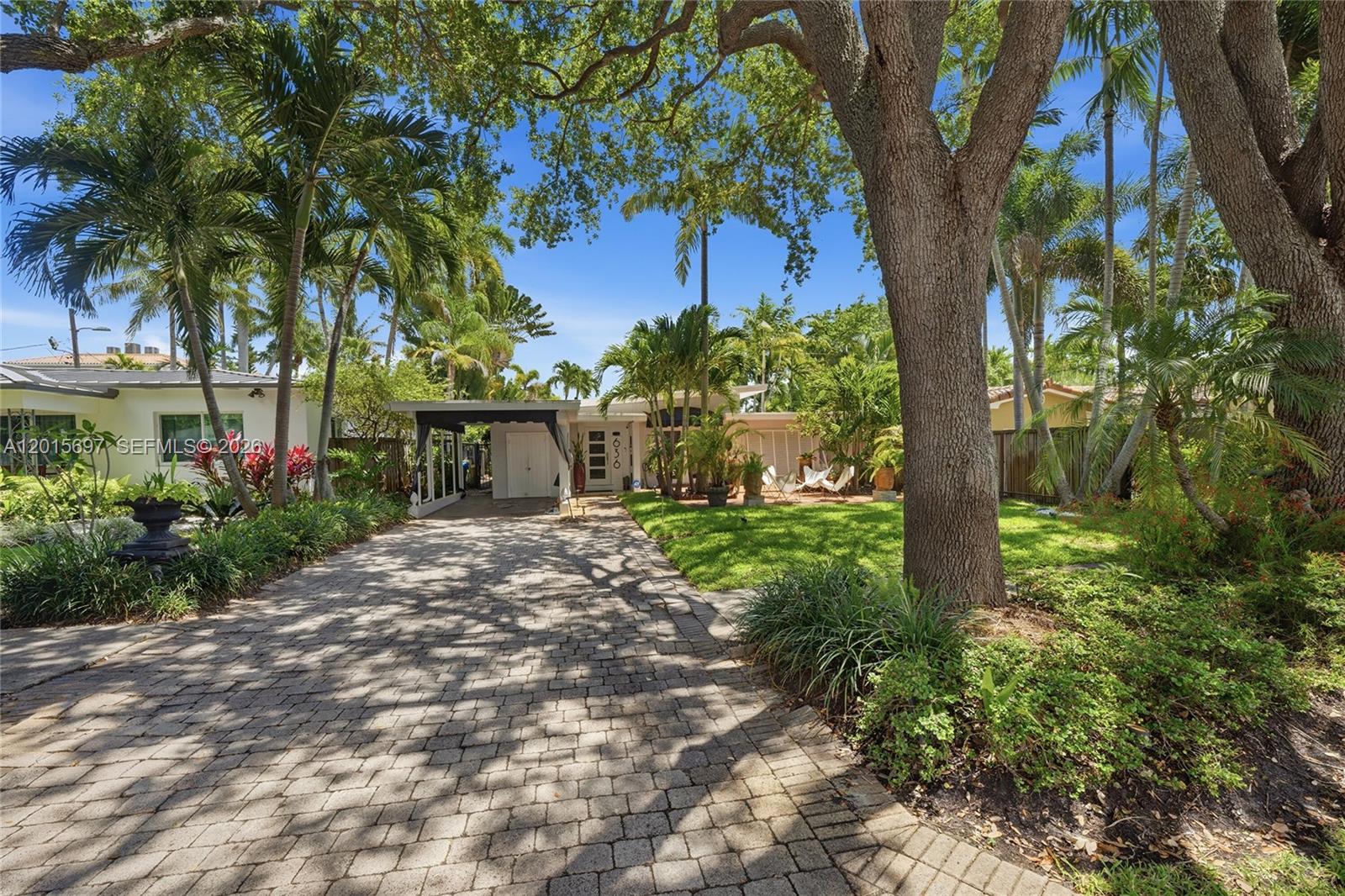636 NE 17th Ter Fort Lauderdale, FL 33304