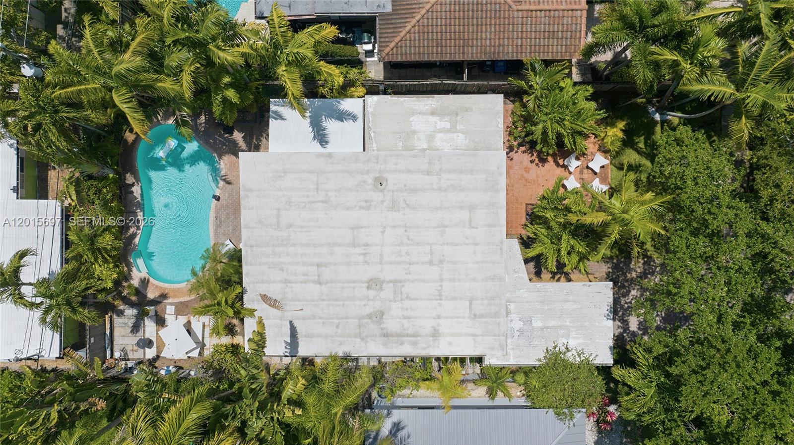 636 NE 17th Ter Fort Lauderdale, FL 33304