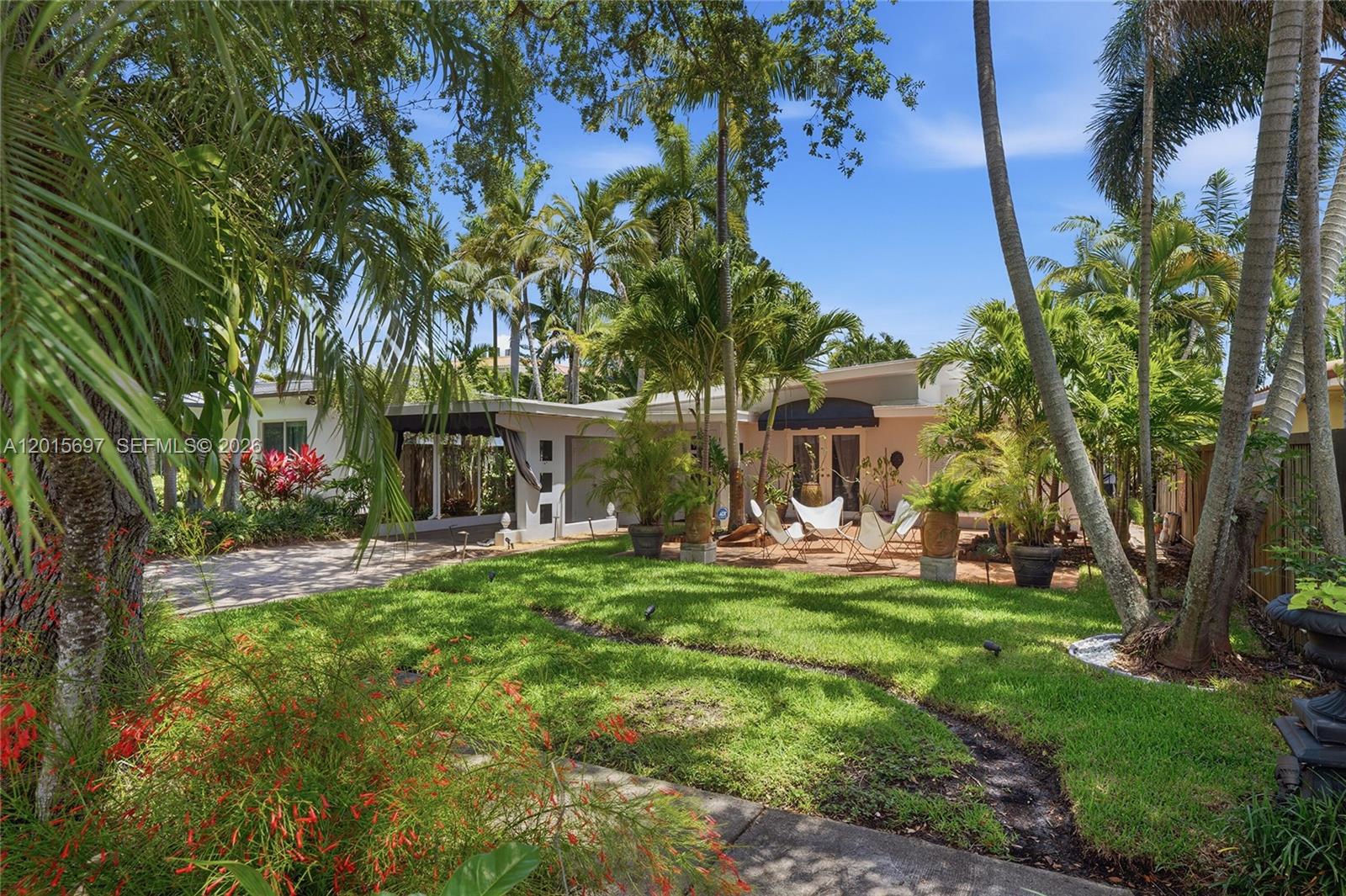 636 NE 17th Ter Fort Lauderdale, FL 33304