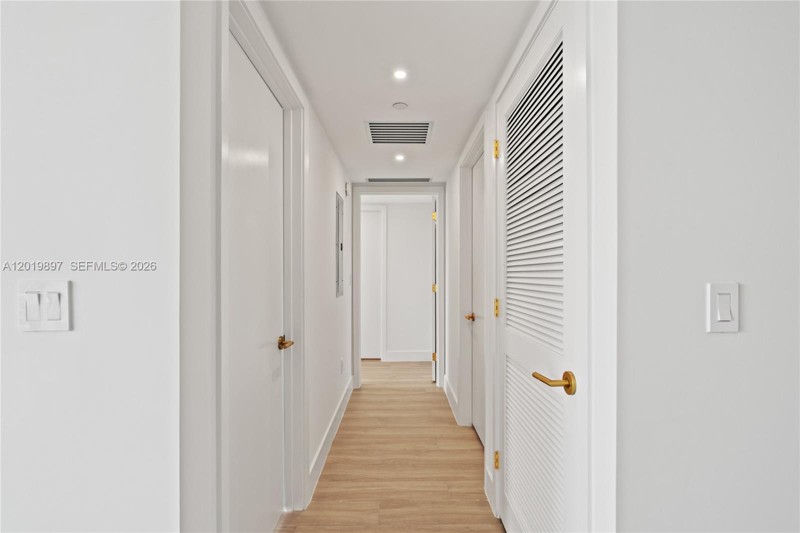 90 NE 32nd St #627 Miami, FL 33137