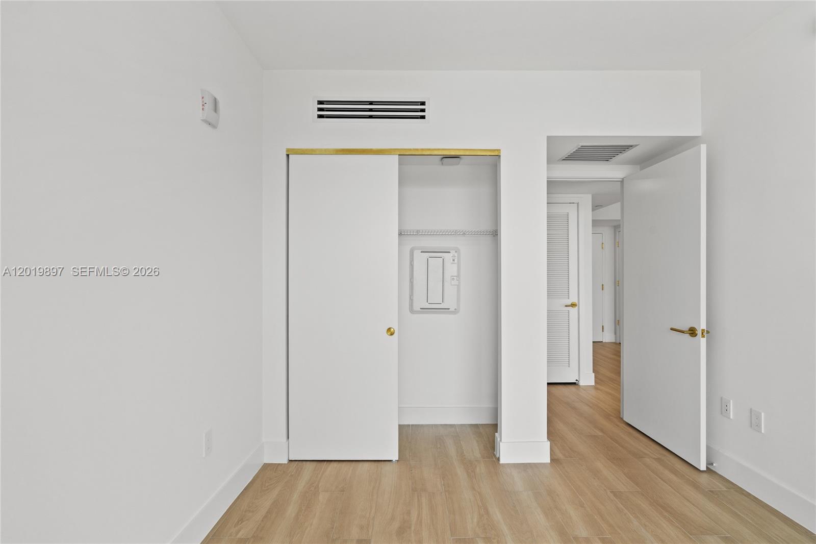 90 NE 32nd St #627 Miami, FL 33137