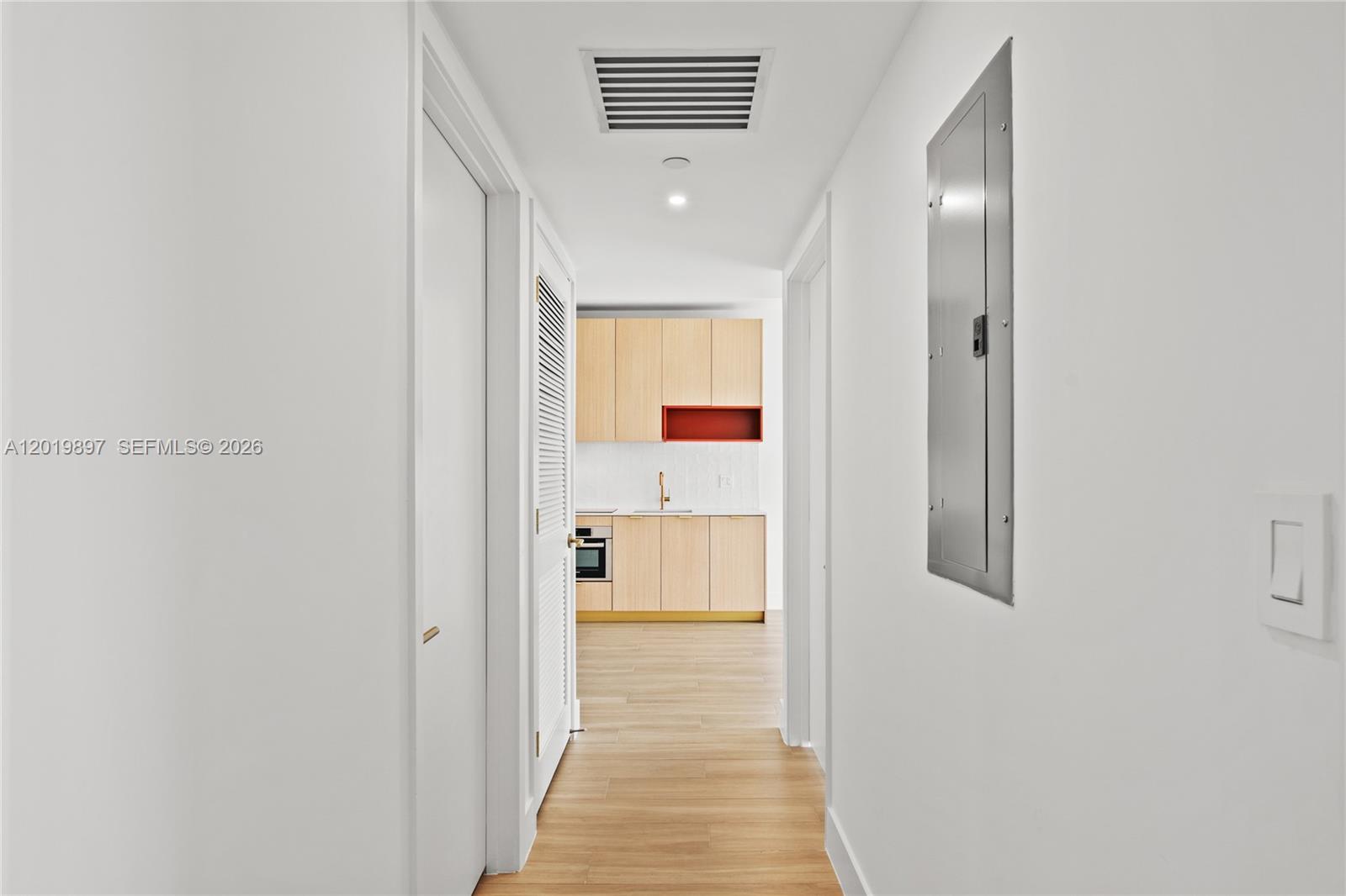 90 NE 32nd St #627 Miami, FL 33137